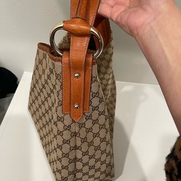 Large Gucci Horsebit Hobo - Picture 2 of 8